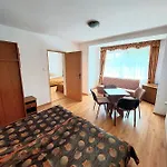 Гостевой дом Marel-apartments U Sowy- Park- Zdroj Поляница-Здруй