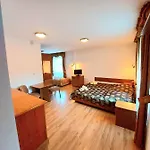 Marel-apartments U Sowy- Park- Zdroj 3* Поляница-Здруй