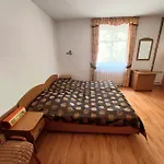 Marel-apartments U Sowy- Park- Zdroj 3* Polanica-Zdroj