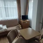 Marel-apartments U Sowy- Park- Zdroj 3* Поляница-Здруй