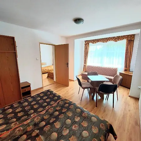 Pensionat Marel-apartments U Sowy- Park- Zdroj Polanica-Zdrój