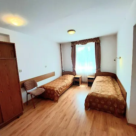 Marel-apartments U Sowy- Park- Zdroj بيت ضيافة