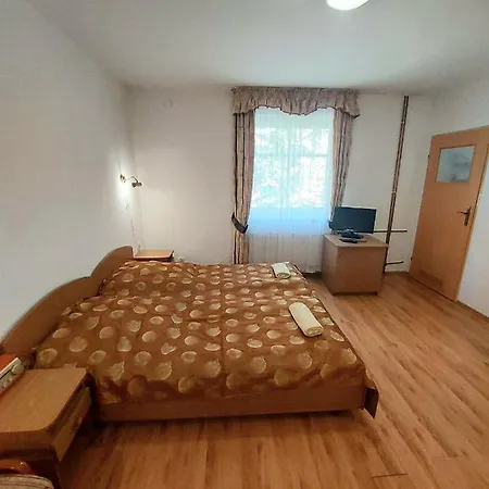 Marel-apartments U Sowy- Park- Zdroj Polanica-Zdroj
