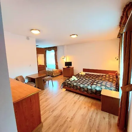 Marel-apartments U Sowy- Park- Zdroj 3* بولانيكا- زدروي