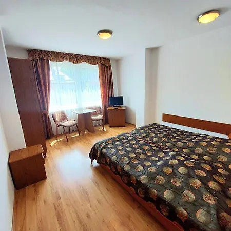 Marel-apartments U Sowy- Park- Zdroj Guest house
