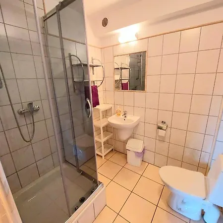 Marel-apartments U Sowy- Park- Zdroj Guest house *