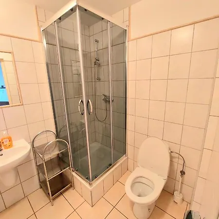 Marel-apartments U Sowy- Park- Zdroj بيت ضيافة 3*