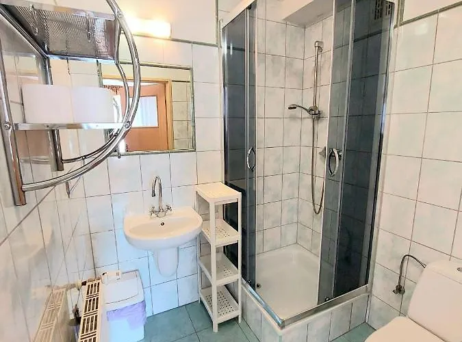 Gasthof Marel-apartments U Sowy- Park- Zdroj 3*