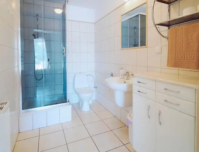 Marel-apartments U Sowy- Park- Zdroj Gasthof 3*