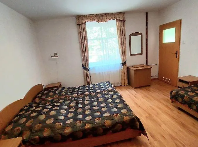 Gasthof Marel-apartments U Sowy- Park- Zdroj