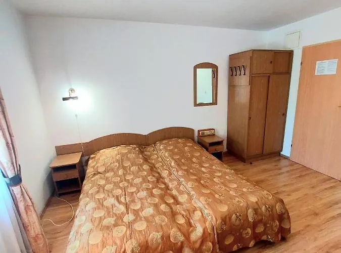 Marel-apartments U Sowy- Park- Zdroj 3*