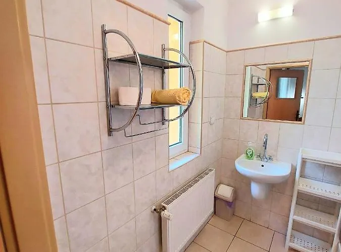 Marel-apartments U Sowy- Park- Zdroj Gasthof 3*