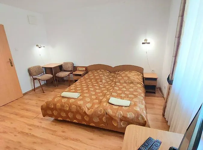 Gasthof Marel-apartments U Sowy- Park- Zdroj